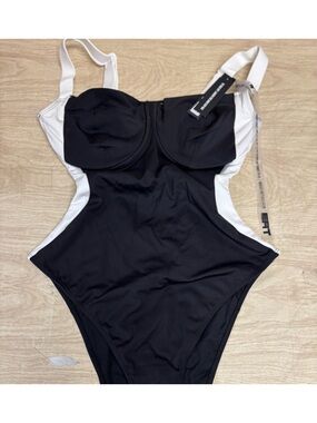 TA3 Lifty Contour Shapewear One Piece Swimsuit, Black/White - Large XLong F/G Cu